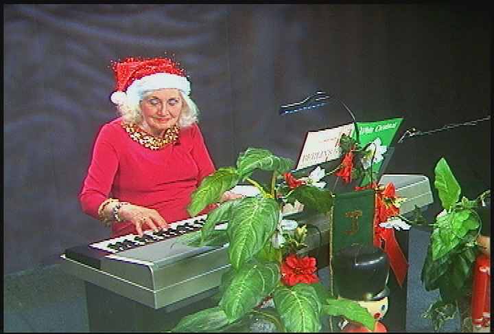 Thumbnail image for "I Love A Piano."  Show 21.  "2013 Christmas Show."