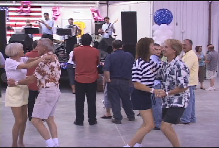 "Polka Joe Presents It's Polka Time:  Interview Dave; Polka Family & The Knewz; 12th Annual Adirondack Polka Festival, Old Forge, NY, May 24, 2009."