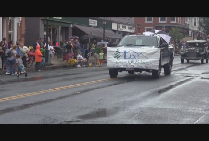 Thumbnail image for Lee Founders' Day Parade, September 24, 2011.