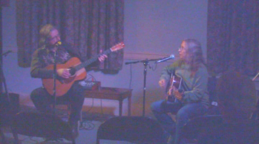 Thumbnail image for Music For Your Soul.  "David Grover & Linda Worster, Bread & Roses Coffee House, October 20, 2017.  Part 1 of 3."