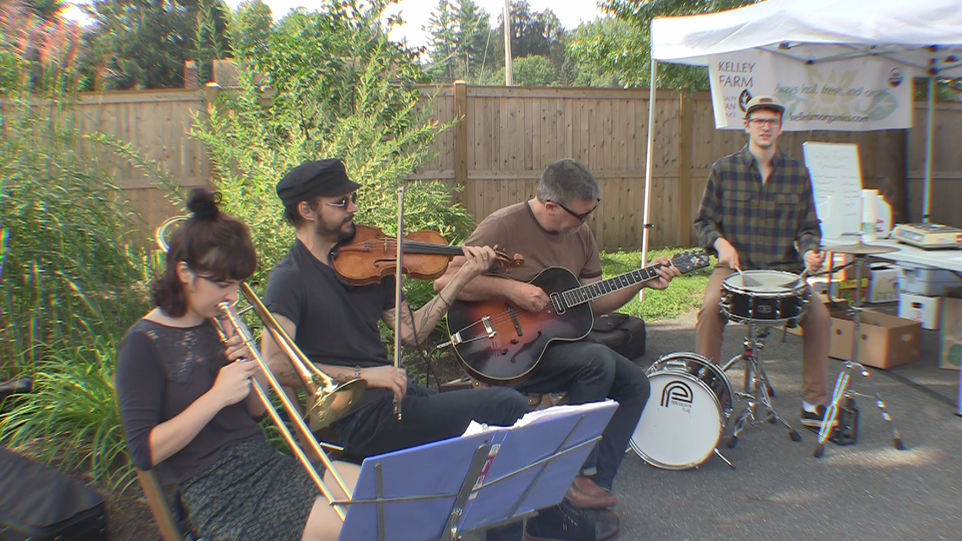 Thumbnail image for The Lucky 5 Jazz Band at the Great Barrington Farmers Market.