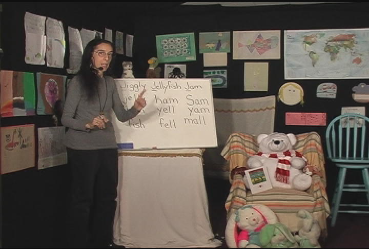 Thumbnail image for The Reading Lady.  'Episode #25:  The Jiggly Wiggly Jellyfish Jam.'