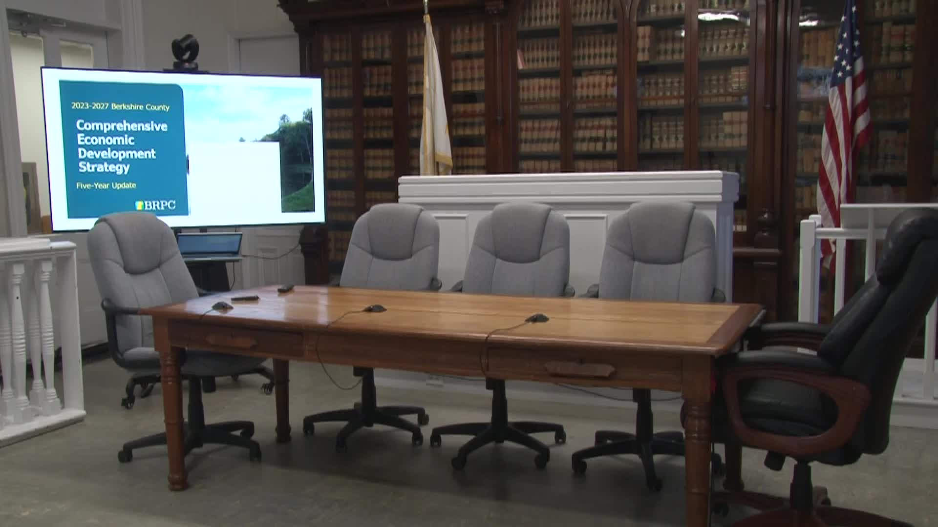 Thumbnail image for Town of Lee Select Board Meeting, April 5, 2022.  LIVE, from Lee Town Hall on CTSB Channel 1303, and streaming from ctsbtv.org/Channel 1303.